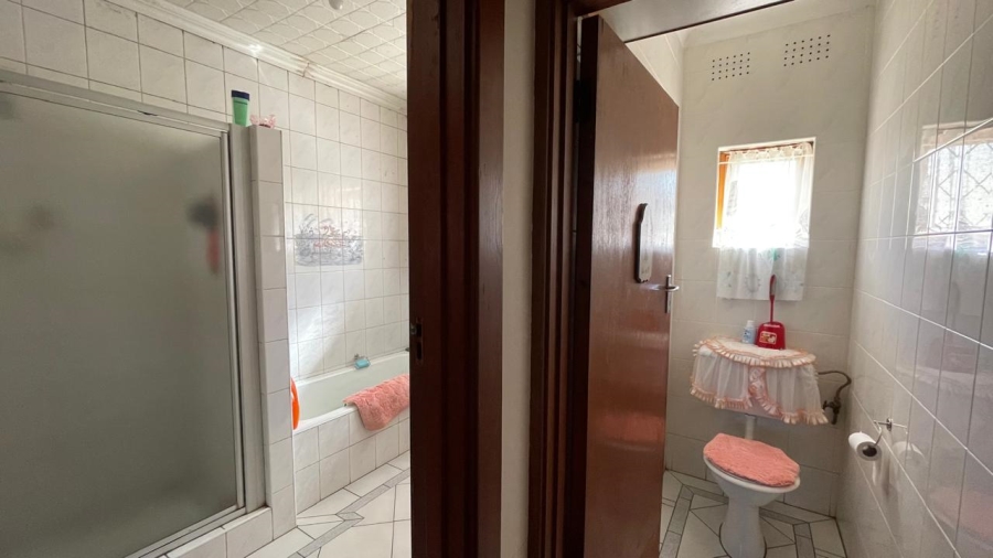 3 Bedroom Property for Sale in Cambridge Eastern Cape